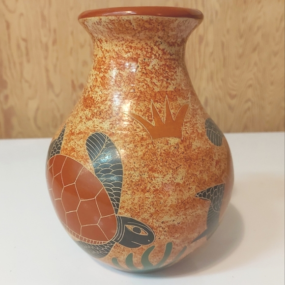 Artisan Ceramic Turtle Vase - Picture 6 of 10